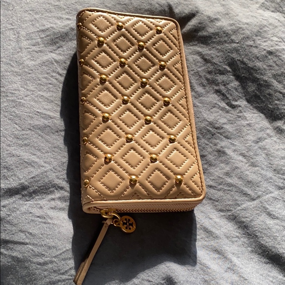 Tory Burch wallet